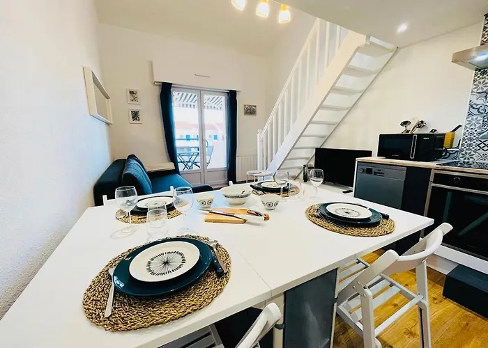 Neuf - Vue Ocean 50m - Sud - Balcon - Calme דירה